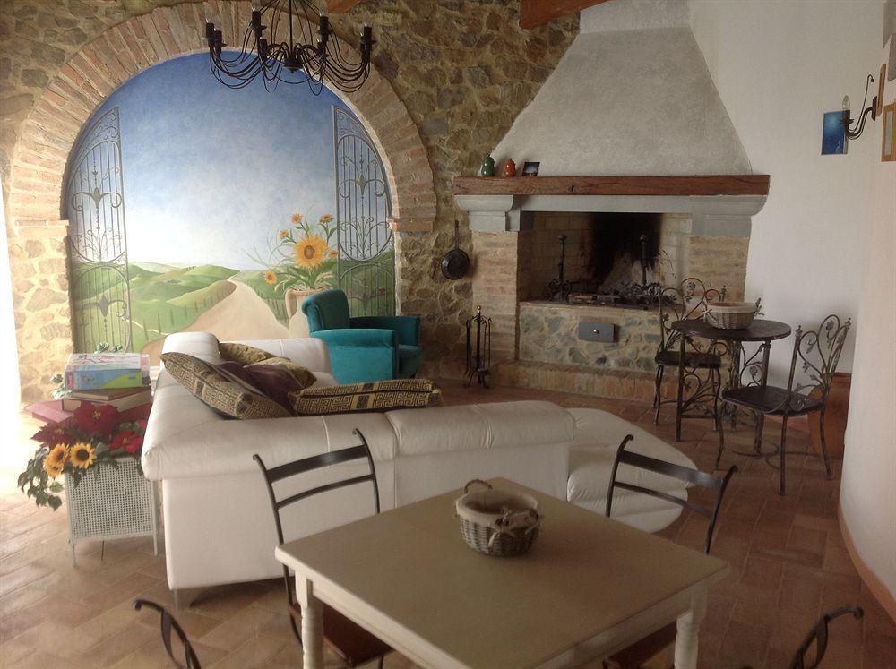 Podere Fornaci Ашано Экстерьер фото
